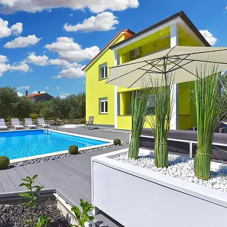 House Marijana 2115 Galižana
