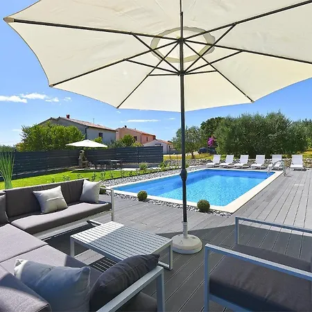 House Marijana 2115 Holiday home Galizana