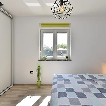 House Marijana 2115 Galižana