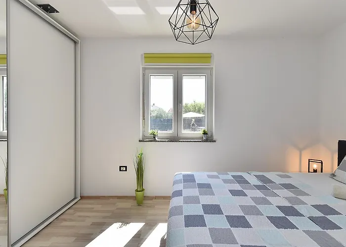 House Marijana 2115 Galizana